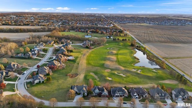 2203 W AUGUSTA Drive, Dunlap, IL 61525