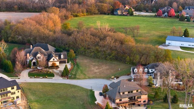 2203 W AUGUSTA Drive, Dunlap, IL 61525