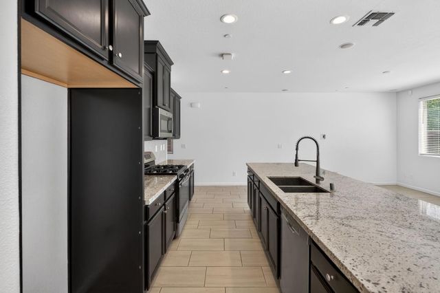 9058 Albarino Way, Sacramento, CA 95829