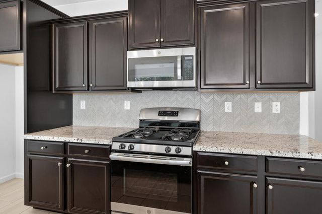 9058 Albarino Way, Sacramento, CA 95829