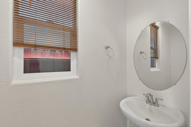 9058 Albarino Way, Sacramento, CA 95829