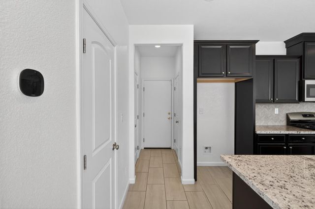 9058 Albarino Way, Sacramento, CA 95829