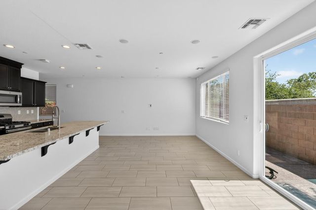 9058 Albarino Way, Sacramento, CA 95829