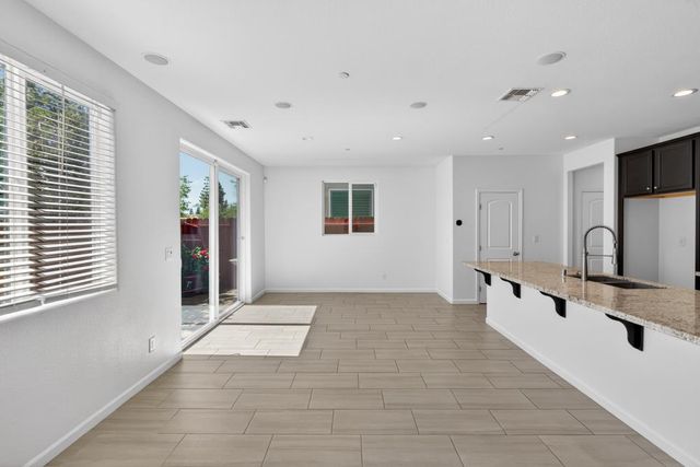 9058 Albarino Way, Sacramento, CA 95829