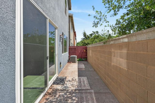 9058 Albarino Way, Sacramento, CA 95829