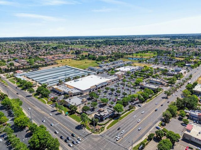 9058 Albarino Way, Sacramento, CA 95829