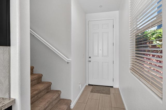 9058 Albarino Way, Sacramento, CA 95829