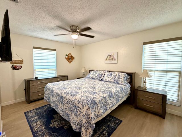 2326 SW 15th St Street SW, Vero Beach, FL 32962