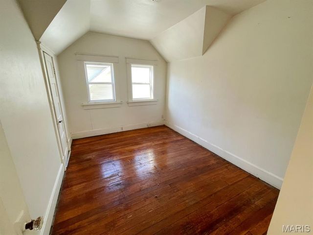 230 E 12th Street, Alton, IL 62002