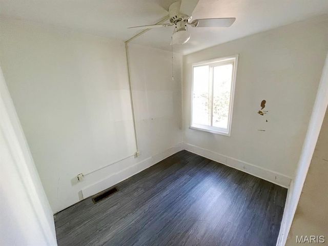 230 E 12th Street, Alton, IL 62002