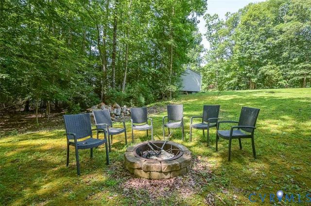 2047 Philbunny Ct, Mechanicsville, VA 23111