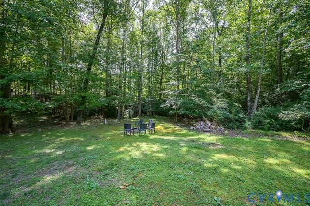 2047 Philbunny Ct, Mechanicsville, VA 23111