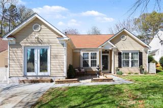 9113 Shenington Place, Charlotte, NC 28216