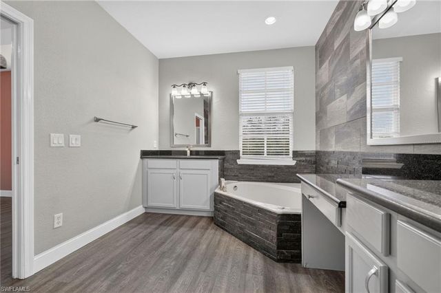 4048 Cherrybrook LOOP, Fort Myers, FL 33966