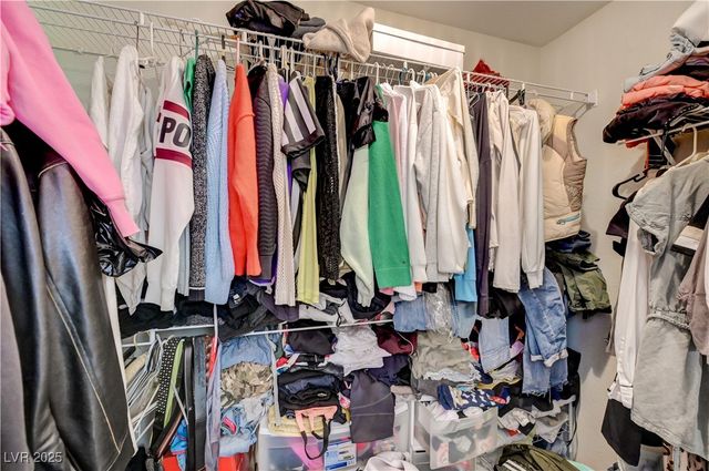 9133 Murmuring Tide Avenue, Las Vegas, NV 89148