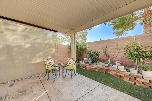 9133 Murmuring Tide Avenue, Las Vegas, NV 89148
