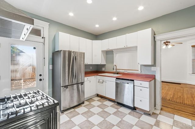 2230 Burnet Avenue, Cincinnati, OH 45219