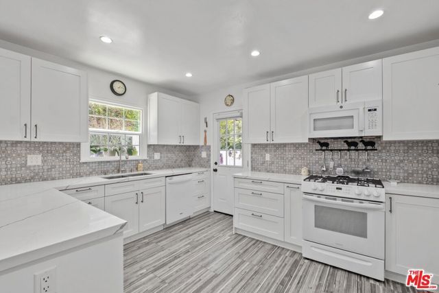 471 S Clark Drive, Beverly Hills, CA 90211