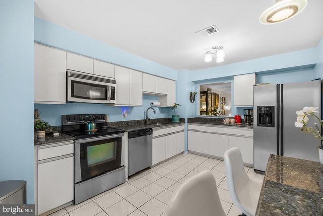 6177 CASTLETOWN WAY, Alexandria, VA 22310