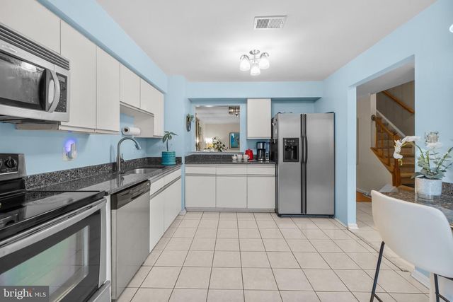 6177 CASTLETOWN WAY, Alexandria, VA 22310