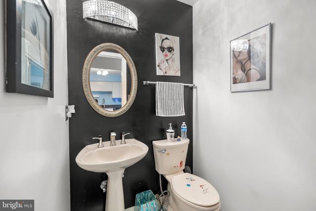 6177 CASTLETOWN WAY, Alexandria, VA 22310