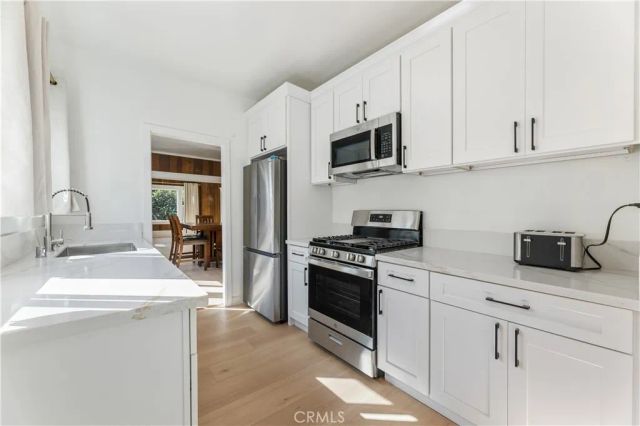938 Everett st, Los Angeles, CA 90026