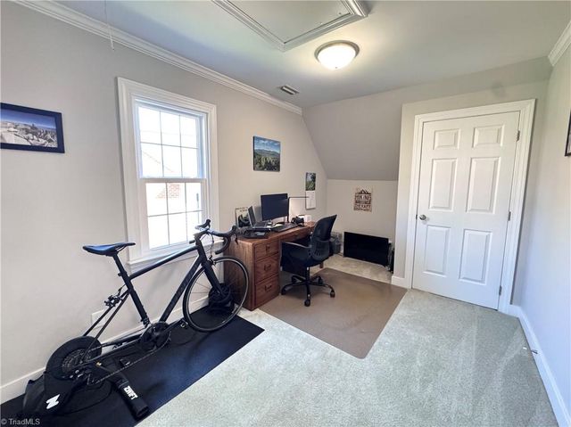 104 Westhaven Circle, Winston-salem, NC 27104