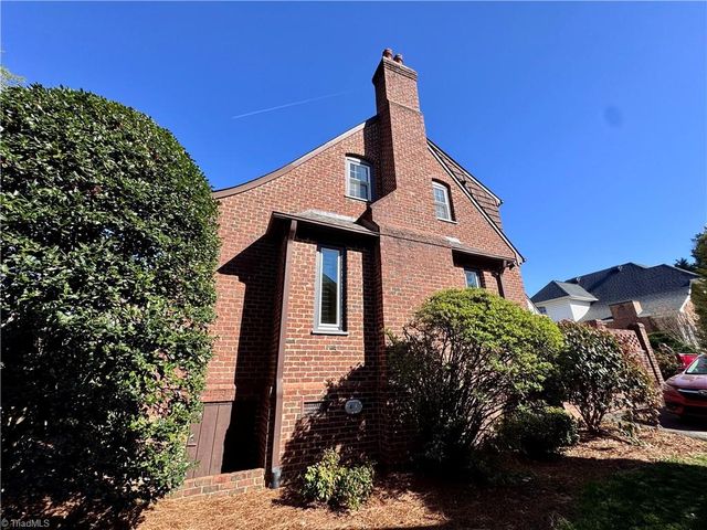 104 Westhaven Circle, Winston-salem, NC 27104