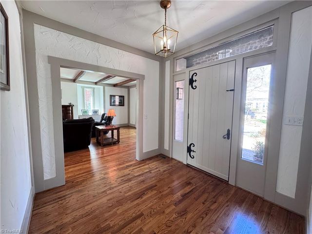 104 Westhaven Circle, Winston-salem, NC 27104