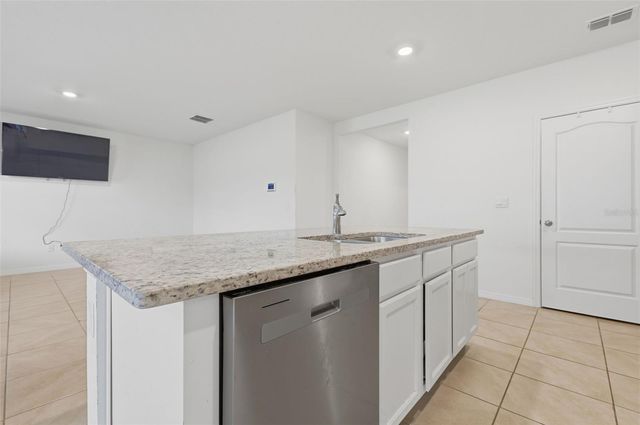 11308 AMBER RIDGE DRIVE, Zellwood, FL 32798