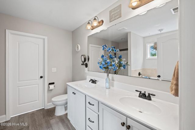285 Scrub Oaks Drive, Hampstead, NC 28443