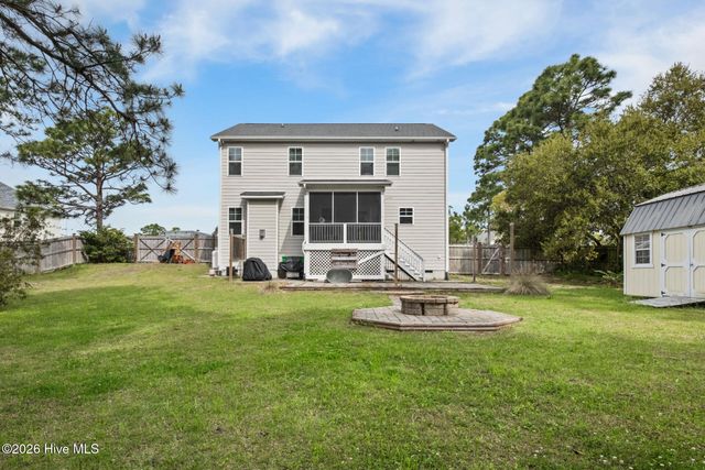 285 Scrub Oaks Drive, Hampstead, NC 28443