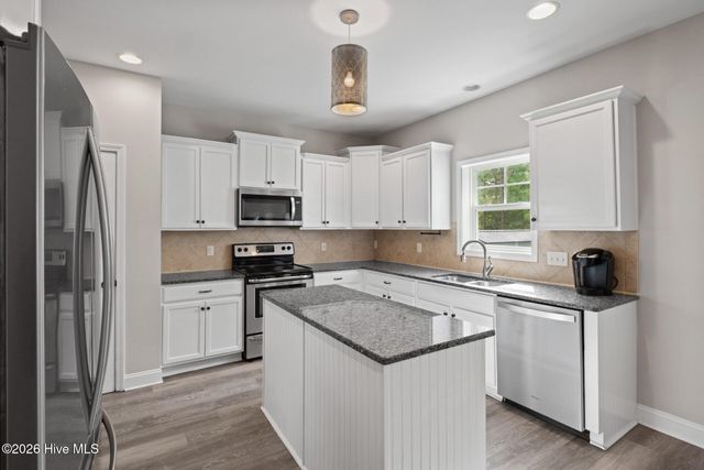 285 Scrub Oaks Drive, Hampstead, NC 28443