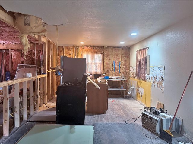 8402 Flintridge Drive, Houston, TX 77028