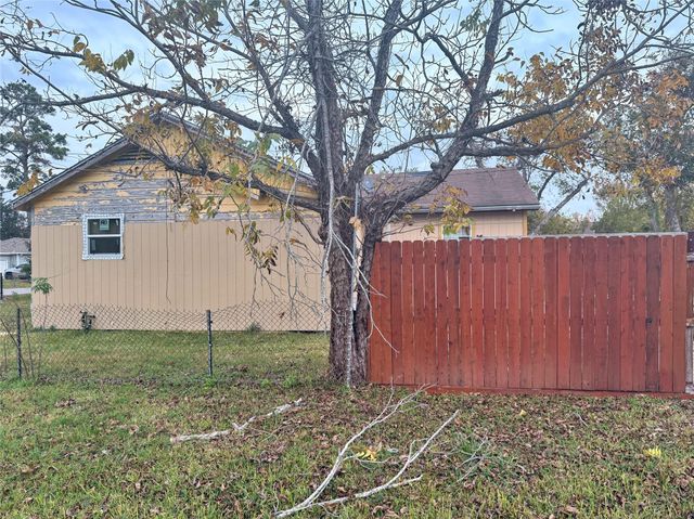 8402 Flintridge Drive, Houston, TX 77028