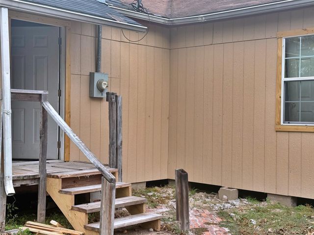 8402 Flintridge Drive, Houston, TX 77028