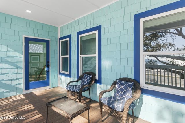 1002 E Beach Boulevard, Long Beach, MS 39560
