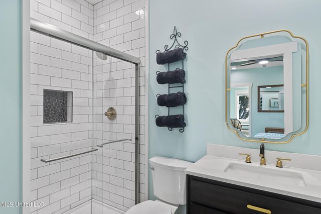 1002 E Beach Boulevard, Long Beach, MS 39560