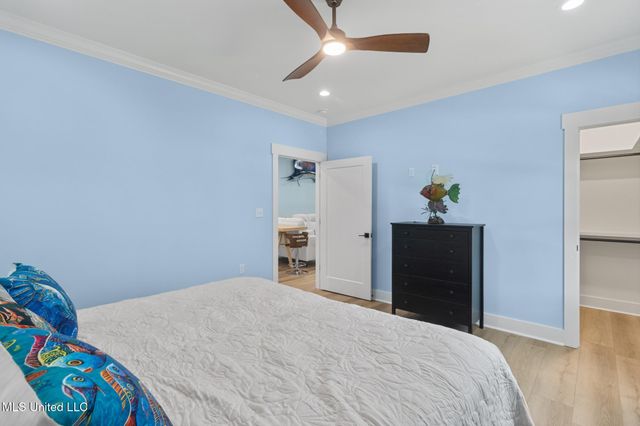 1002 E Beach Boulevard, Long Beach, MS 39560