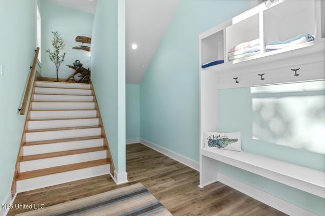 1002 E Beach Boulevard, Long Beach, MS 39560