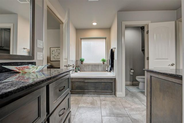 3332 Briargate Road, Edmond, OK 73034
