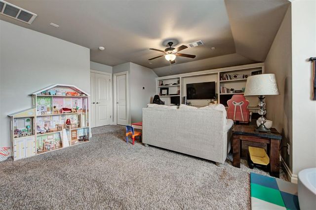 3332 Briargate Road, Edmond, OK 73034