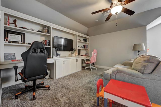 3332 Briargate Road, Edmond, OK 73034