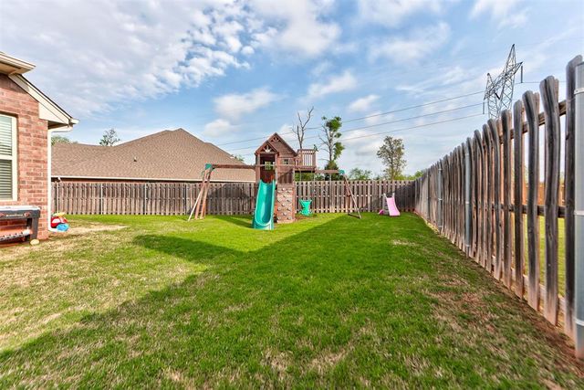 3332 Briargate Road, Edmond, OK 73034