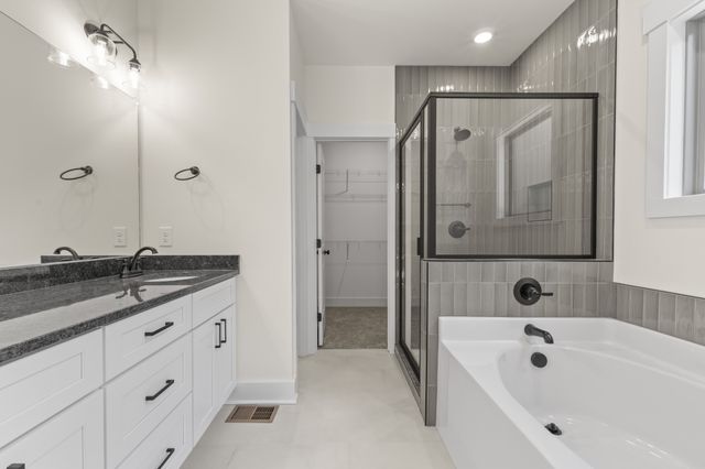 2969 Lights Chapel Road, Greenbrier, TN 37073