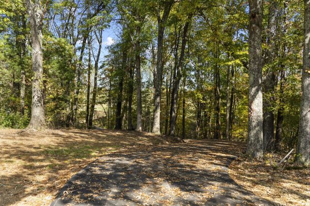 2969 Lights Chapel Road, Greenbrier, TN 37073