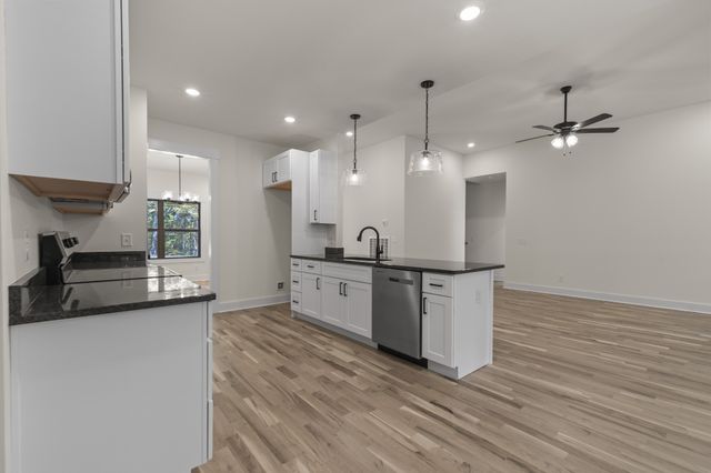 2969 Lights Chapel Road, Greenbrier, TN 37073