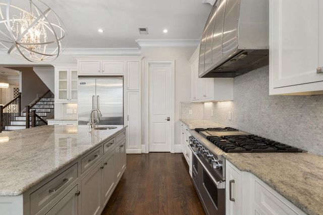 22 Mount Paran Road, Sandy Springs, GA 30327