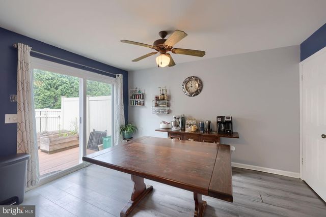38 BATTENS CIR, Leola, PA 17540