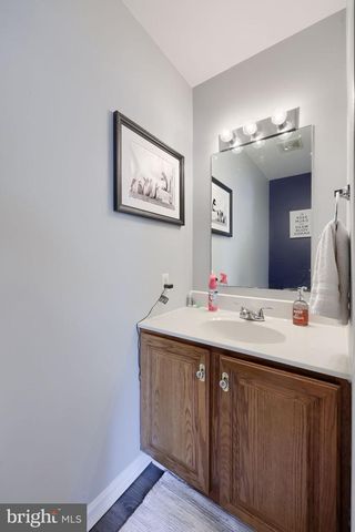 38 BATTENS CIR, Leola, PA 17540